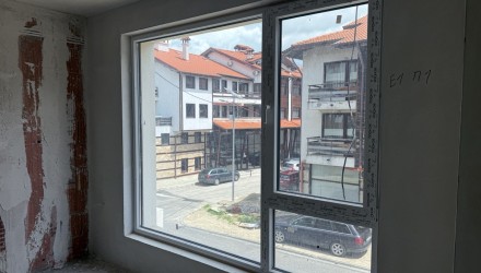 Студио в нов комплекс с тераса